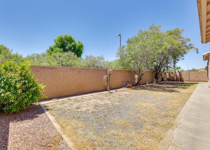 3 Mi To Santan Village: W/ Covered Patio Queen Creek