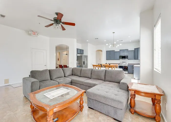 3 Mi To Santan Village: W/ Covered Patio Queen Creek
