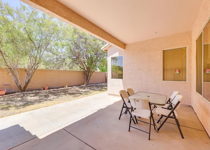 3 Mi To Santan Village: W/ Covered Patio *
